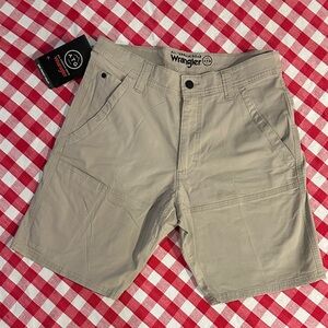 Wrangler Men's Khaki All Terrain Gear Shorts